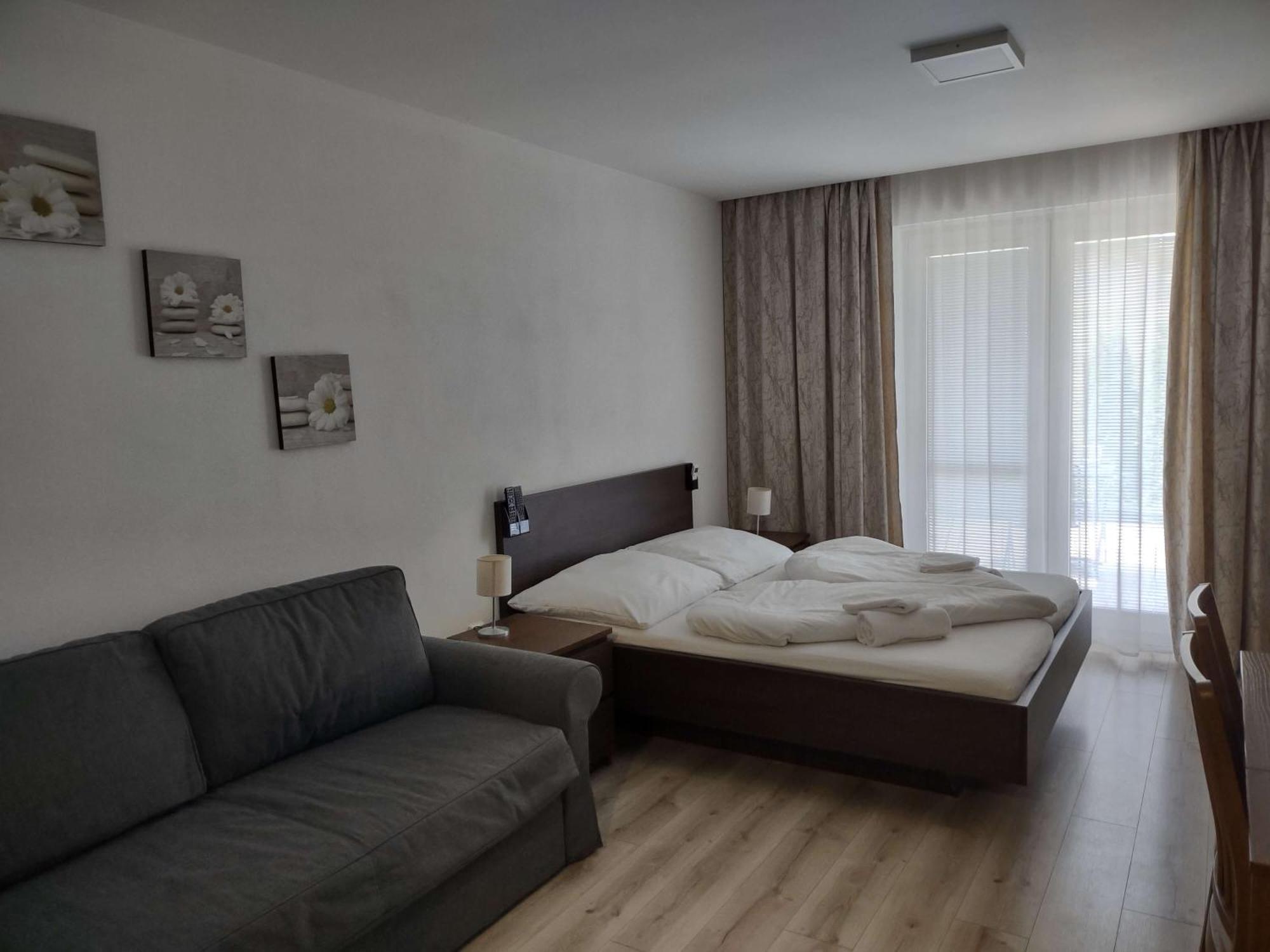 Apartmany Arcadia Podhájska Buitenkant foto